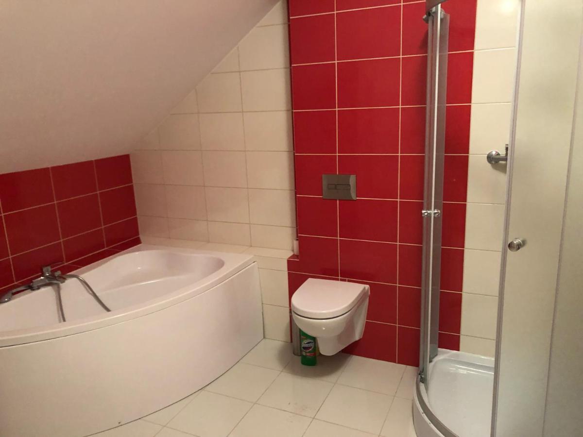Hgs Home Noclegi Pracownicze Parking , Lazienki Gorzów Wielkopolski Εξωτερικό φωτογραφία